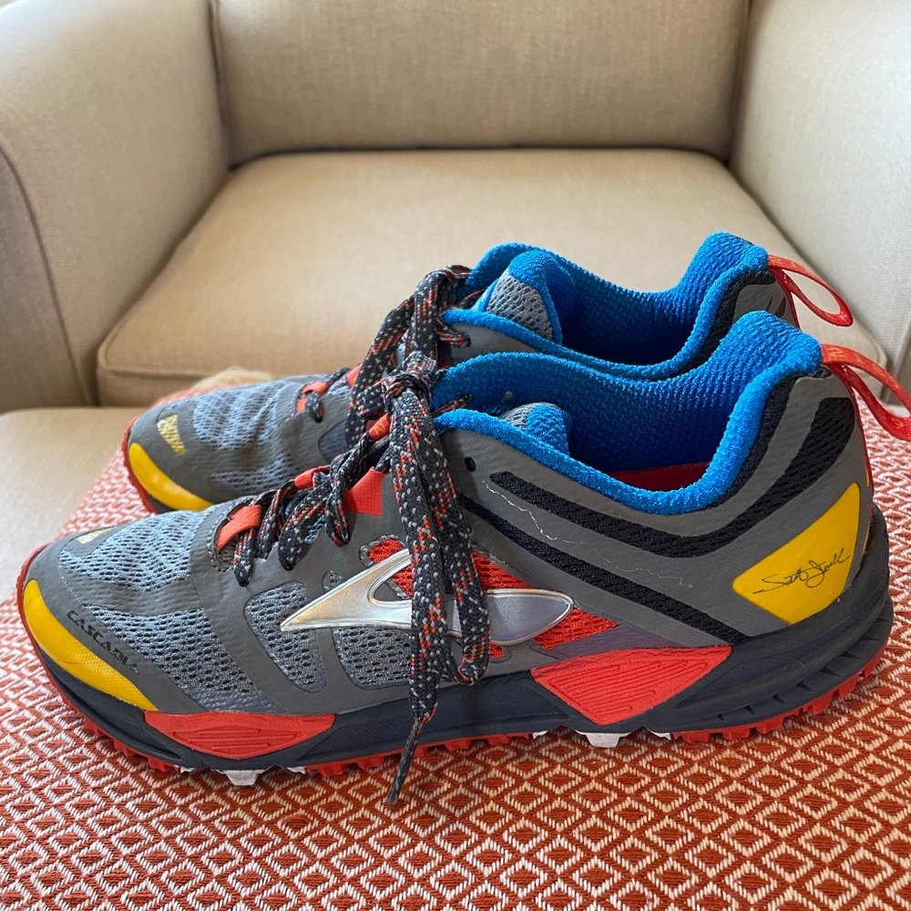 Women’s Brooks Cascadia 11 Size 8.5 Scott Jurek’s Limited Edition